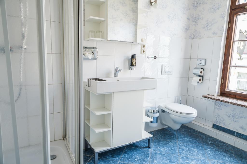 Romantisches Hotel Zur Traube Schwerin Schwerin  Bilik gambar